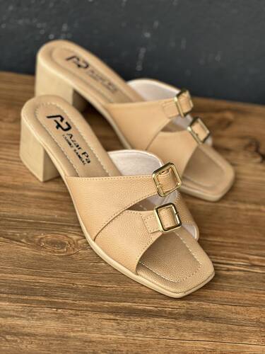 صندل پاشنه دار مدل لیدا 