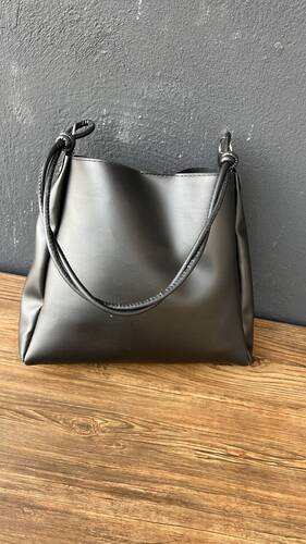 کیف ایستاده