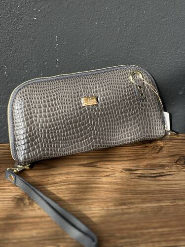 هم کیف دستی هم شونی هم کیف پول