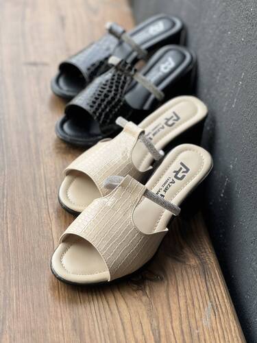 صندل طبی پاشنه دار 