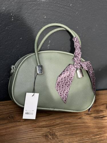 کیف پاسپورتی شال دار 