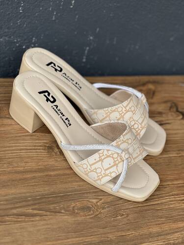 صندل سلین پاشنه دار