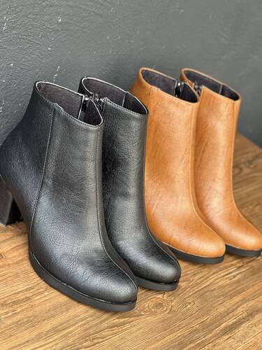 نیم بوت پاشنه 